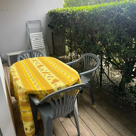 Pres De La * Le Lavandou